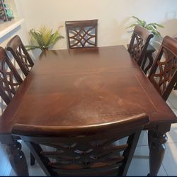 Brown Wooden Table Set With 6 Chairs 