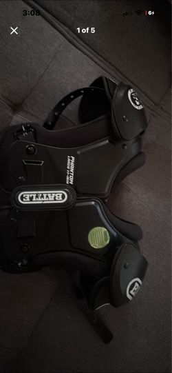 Battle shoulder pads ( Used for one season)