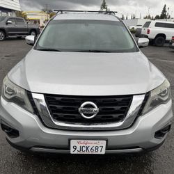 2017 Nissan Pathfinder