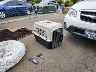 Pet Crate Excellent Condition 