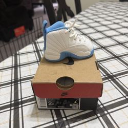 Baby shoes