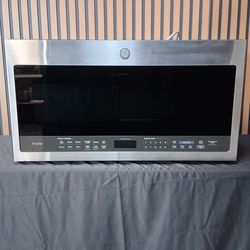 GE Profile 2.1 Cu. Ft. Over-the-range Microwave with Sensor Cooking (PVM9005SJSS-D-058L)