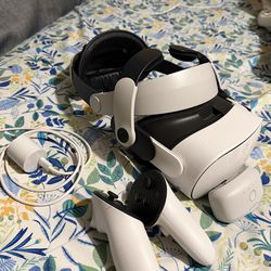 Meta Quest 3s 256gb + BoboVR M3 PRO (battery extended and comfort)