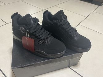 Jordan 4 Retro Black Cats  