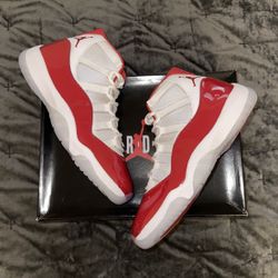 Jordan 11 Cherry (2022)