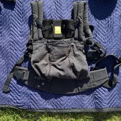 LÍLLÉbaby Complete All Seasons 6-in-1 Baby Carrier