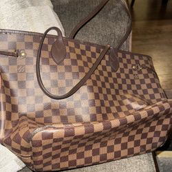 Louis Vuitton Neverful