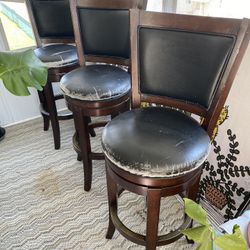 Set Of 3 Wooden Bar Stools