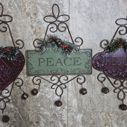 SET OF 3 METAL HOLIDAY DECOR