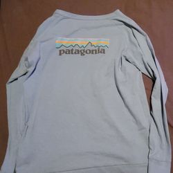 Patagonia Long Sleeve Shirt Medium