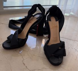 Christian Louboutin Très Frais Black Satin Heels Size 36