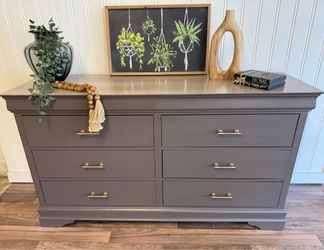 Beautiful Refinished Mocha Color Dresser