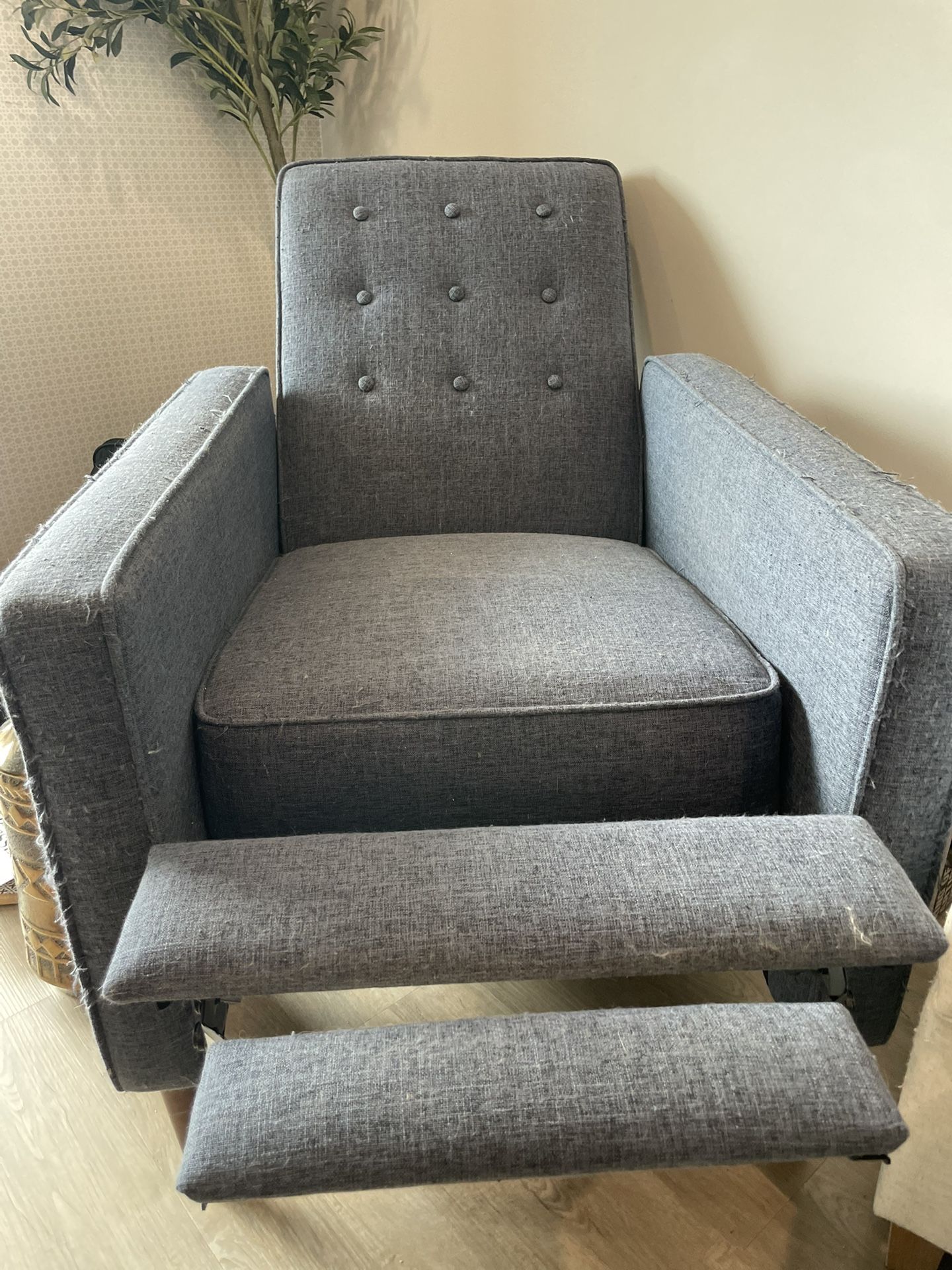 Reclining Sofa