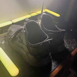 BLACK NIKE HARRAUCHES