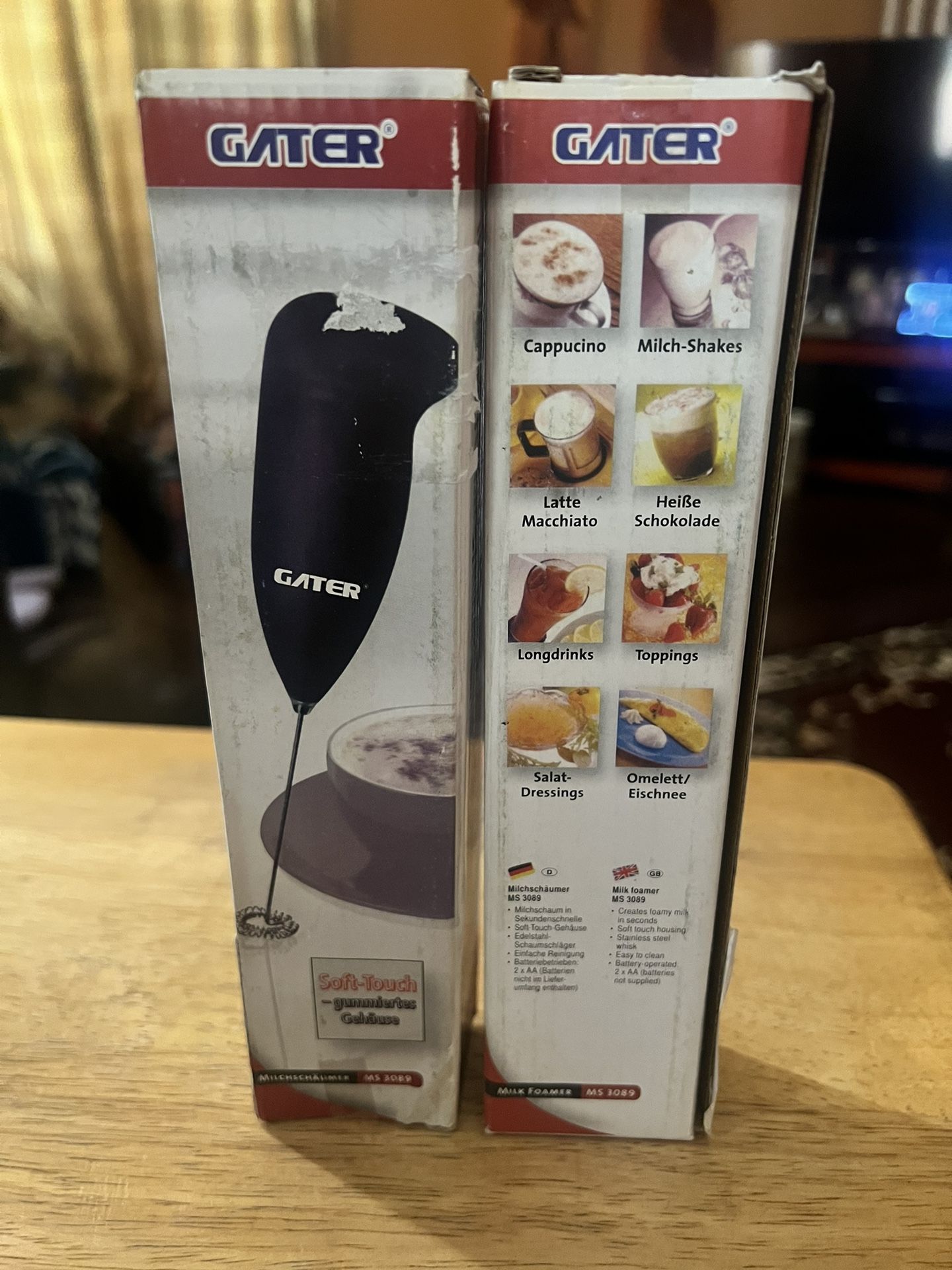 Gater Soft-Touch Whisk for shakes, cappuccino, latte, drinks, omelette, etc.  New in box