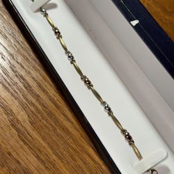 10k Gold Bracelet