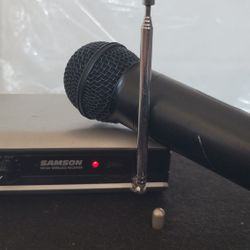 Samson Wireless Microphone