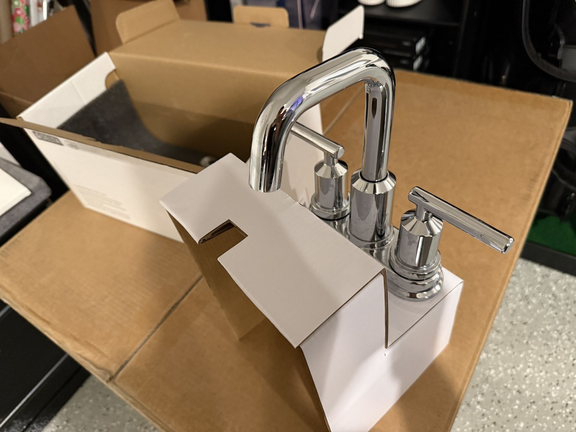 Moen Bathroom Sink Faucet - 5x Available