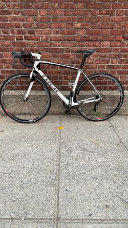 Trek Madone 5.9 – 56cm | Carbon Road Bike 