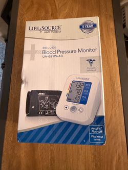 LifeSource A&D Medical Deluxe Blood Pressure Monitor UA-651W-AC