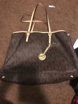 Michael Kors purse