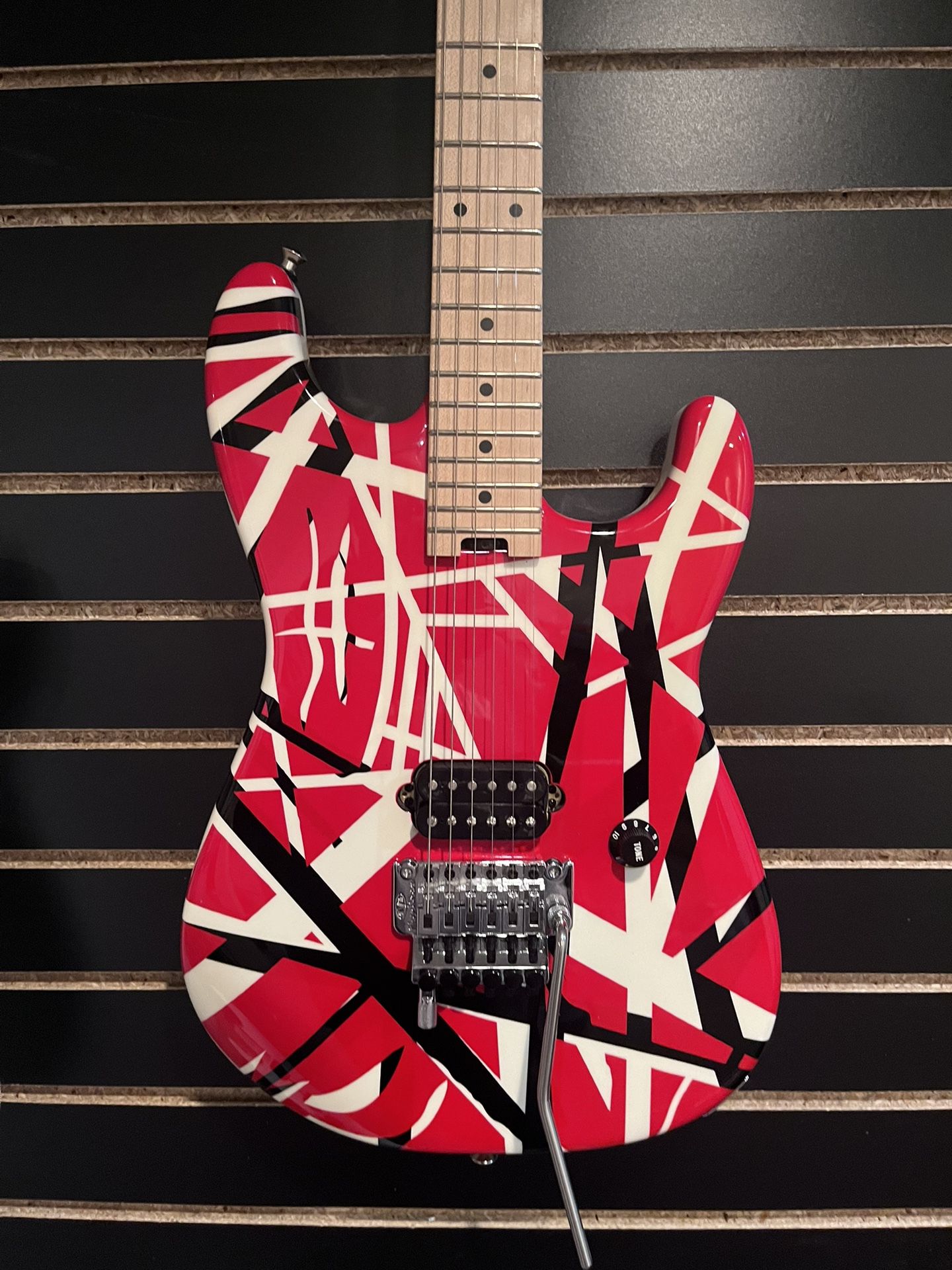 EVH Striped Series Van Halen Guitar 