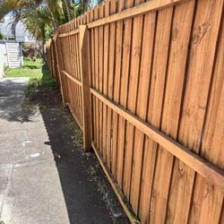 Used 6ft Wood Fence 