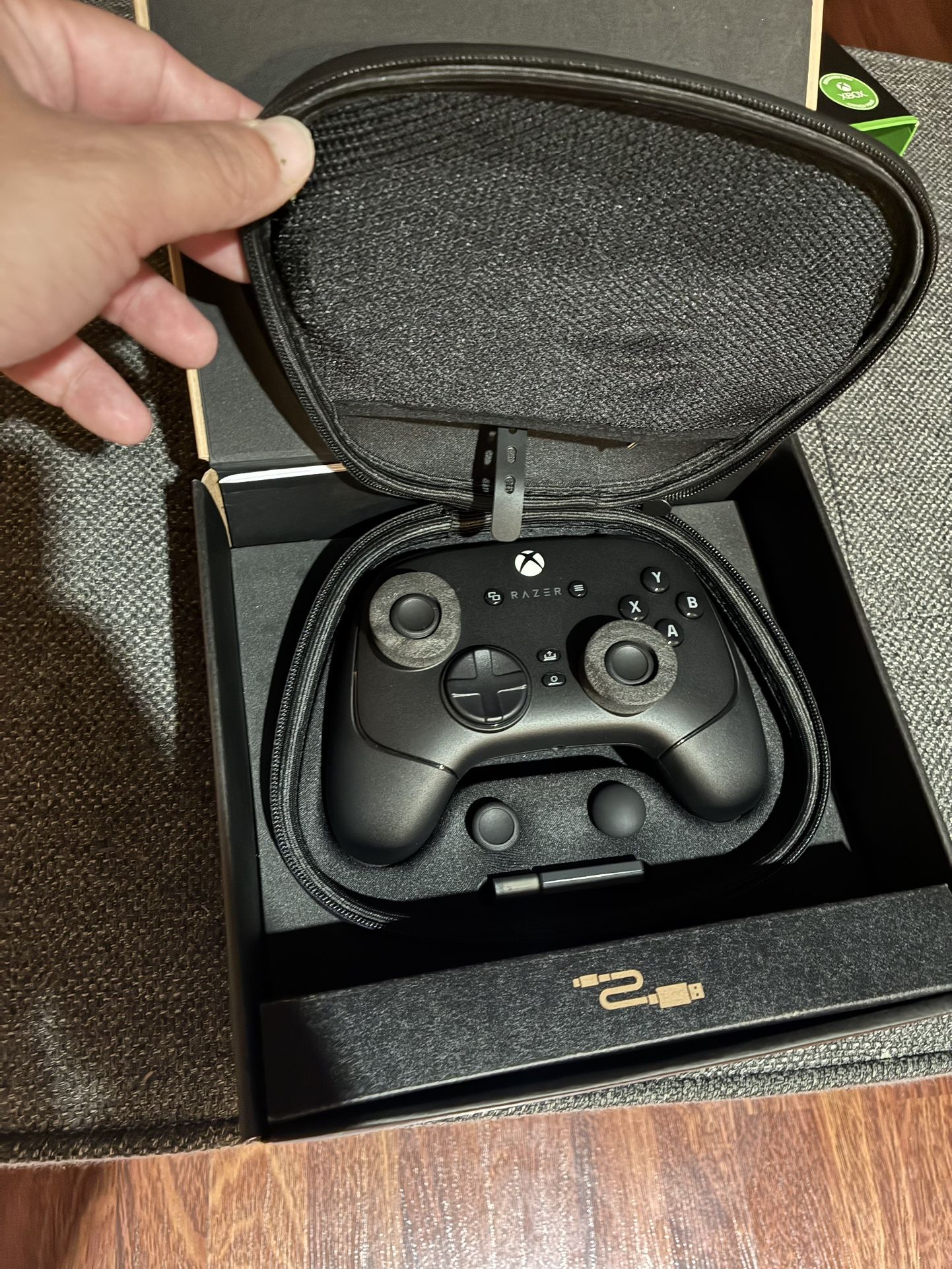 Razer Wolverine v3 Pro