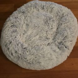 Large Dog Fluffy Security Bed