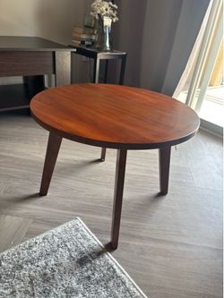 Cute Round Wood Coffee Table – 23” Wide