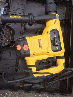 DeWalt Masonry Rotary Hammer