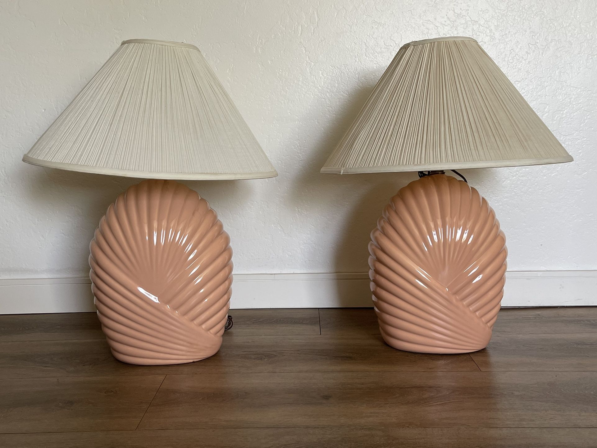 Vintage 80s Post Modern Coastal Shell Art Deco Revival Peach Pink