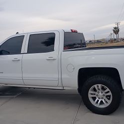 2017 Chevrolet Silverado LT