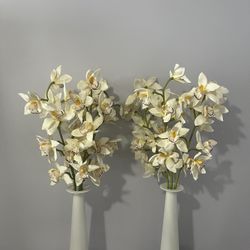 🌸 Set of 2 Skinny Flower Vases 🌸