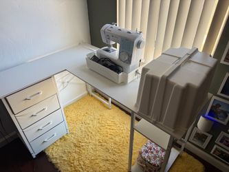 Sowing machin and desk
