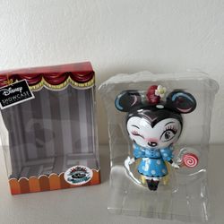 Enesco Miss Mindy Minnie Vinyl Figurine 7 Inch