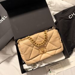 C19 Light Beige Used