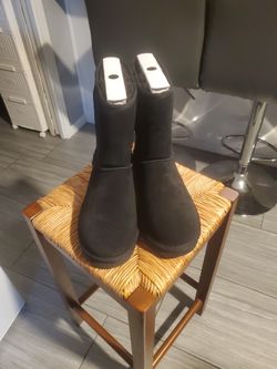 UGG BOOTS SZ 12 BLK