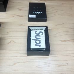 Supreme Zippo Lighter 'Glow in the Dark'