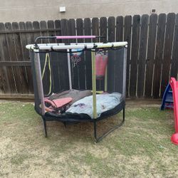 Trampoline 