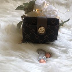 Small Brown Wallet .