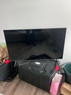 Samsung 43” Smart TV