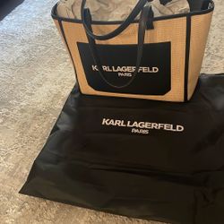 Beautiful bag has never been used. It’s a KARLLAGERSELD.