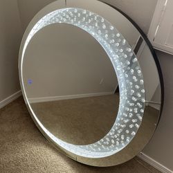 ROUND LED MIRROR PICK UP TODAY