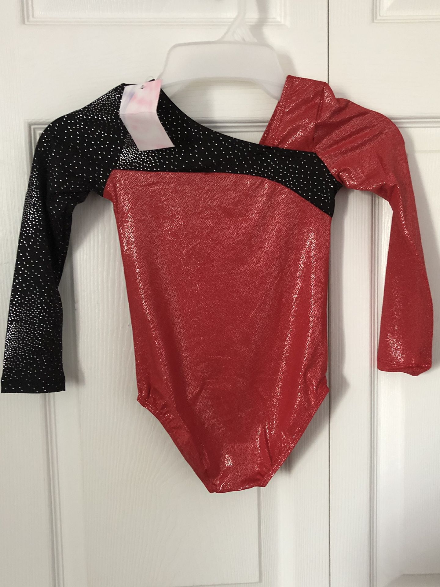 Brand new Leotard for Girls Children Gymnastics Long Sleeve Dance Shiny Purple Red Black size 4-5y (pick up only)