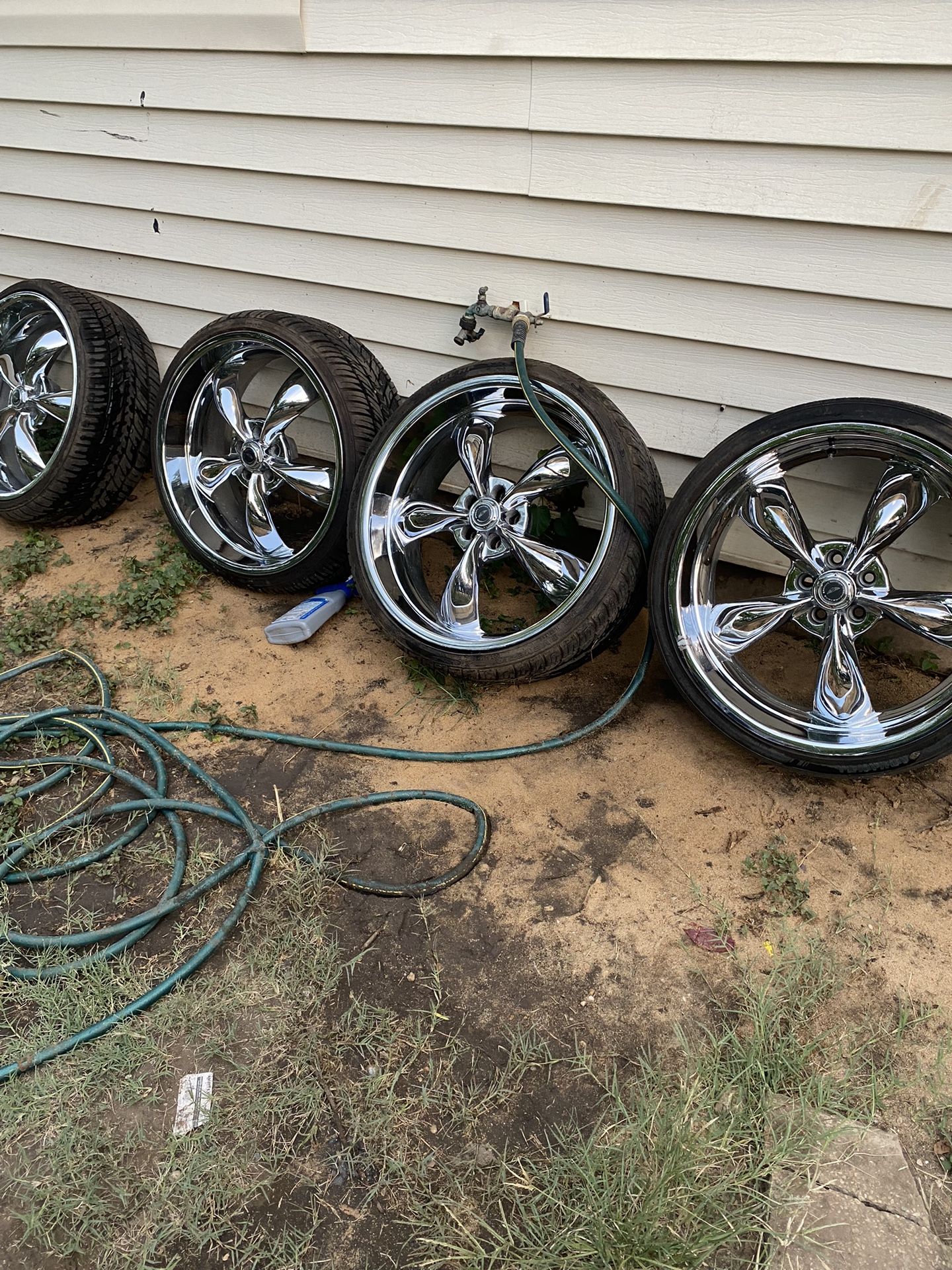 American Racing Wheels 22 Inch for Sale in San Antonio, TX OfferUp