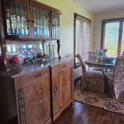 1926 JACOBEAN CURIO BUFFET EXCELLENT CONDITION 