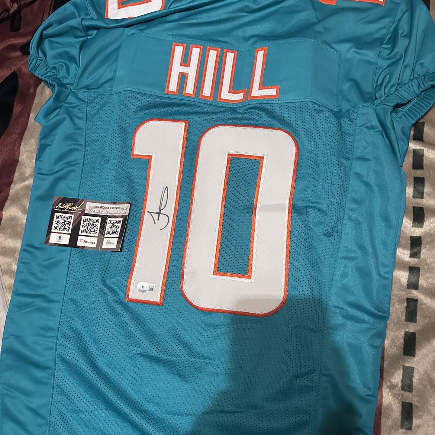 Tyreek Hill signed jersey