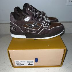 Louis Vuitton Sneakers Men’s Size 10 Brand New 