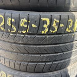 USED TIRE 255-35-21